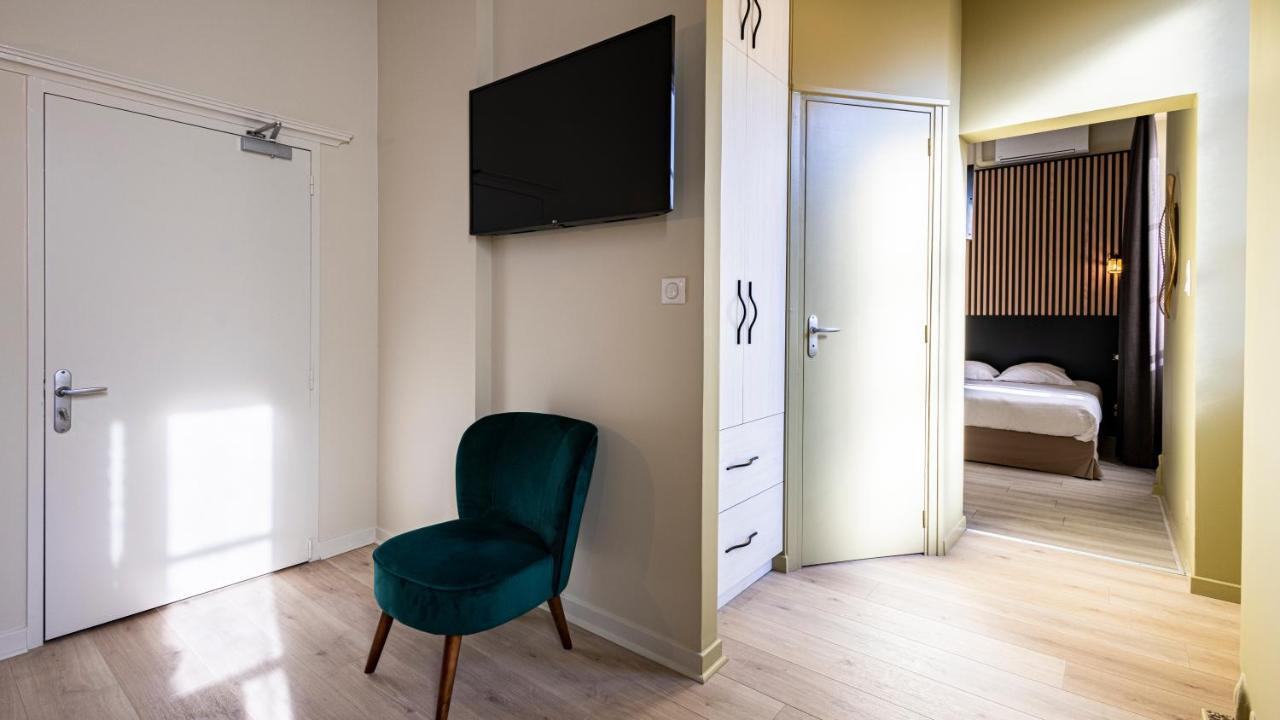 Logis Hostellerie Bressane Saint-Germain-du-Bois Esterno foto